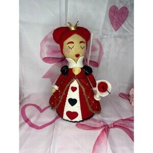 Bella Lux Felt QUEEN of HEARTS Valentines Decor Valentine's Day NEW RELEASE NWT